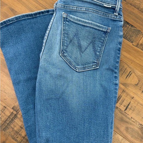 Mother Denim Women's Jeans - Picture 3 of 10